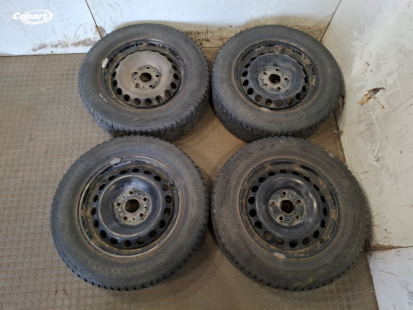 858088 - Image 4