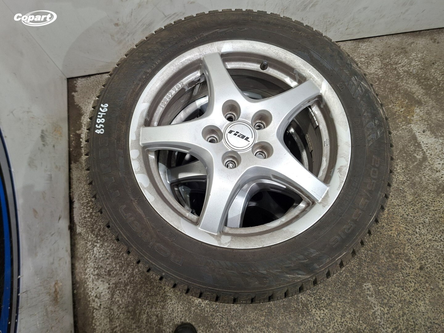 858552 - Image 6