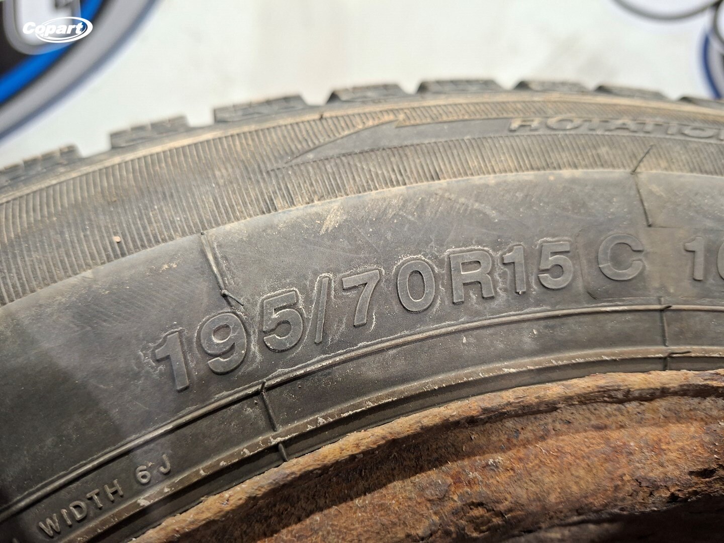 858637 - Image 2
