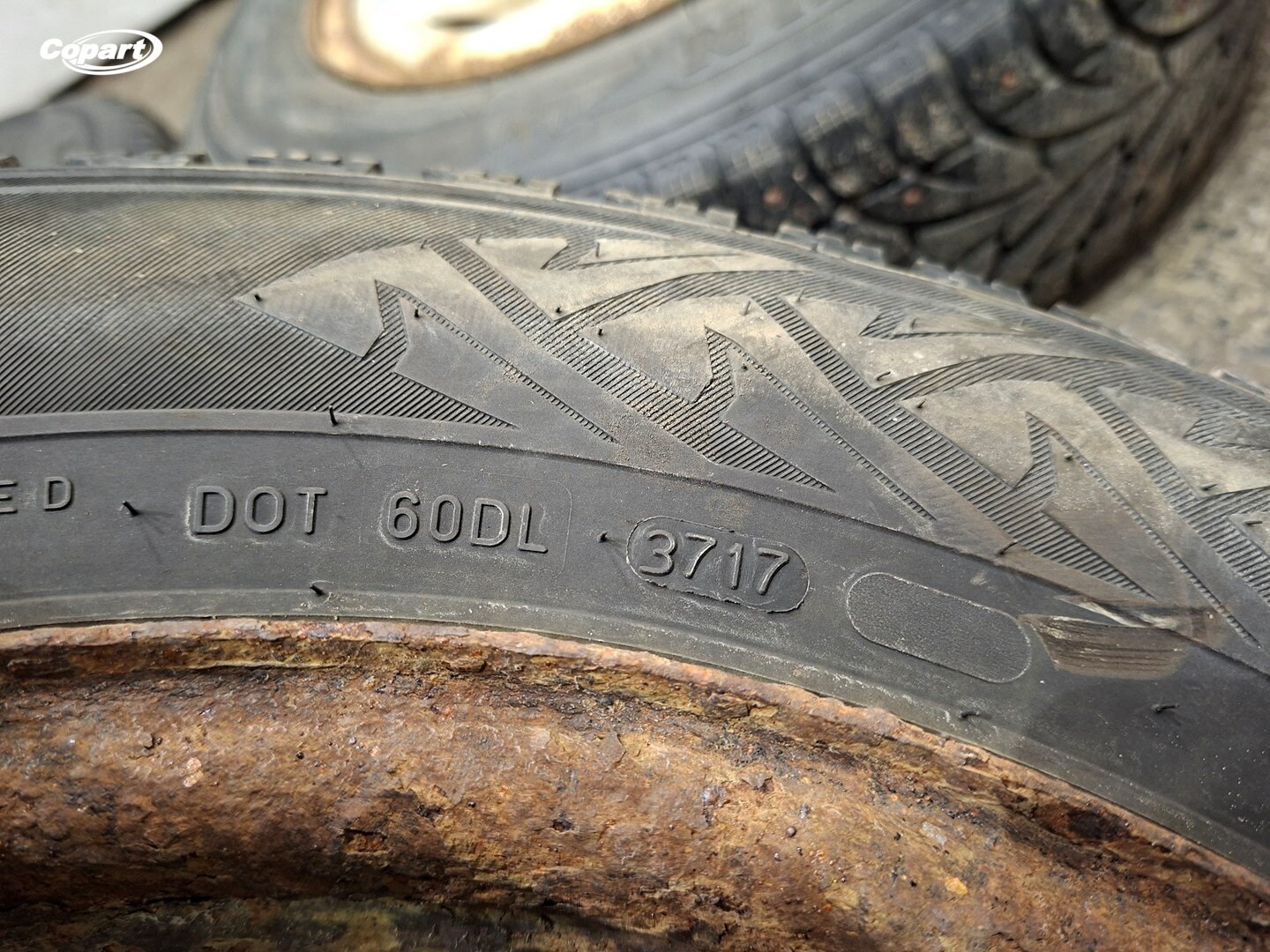 858637 - Image 9