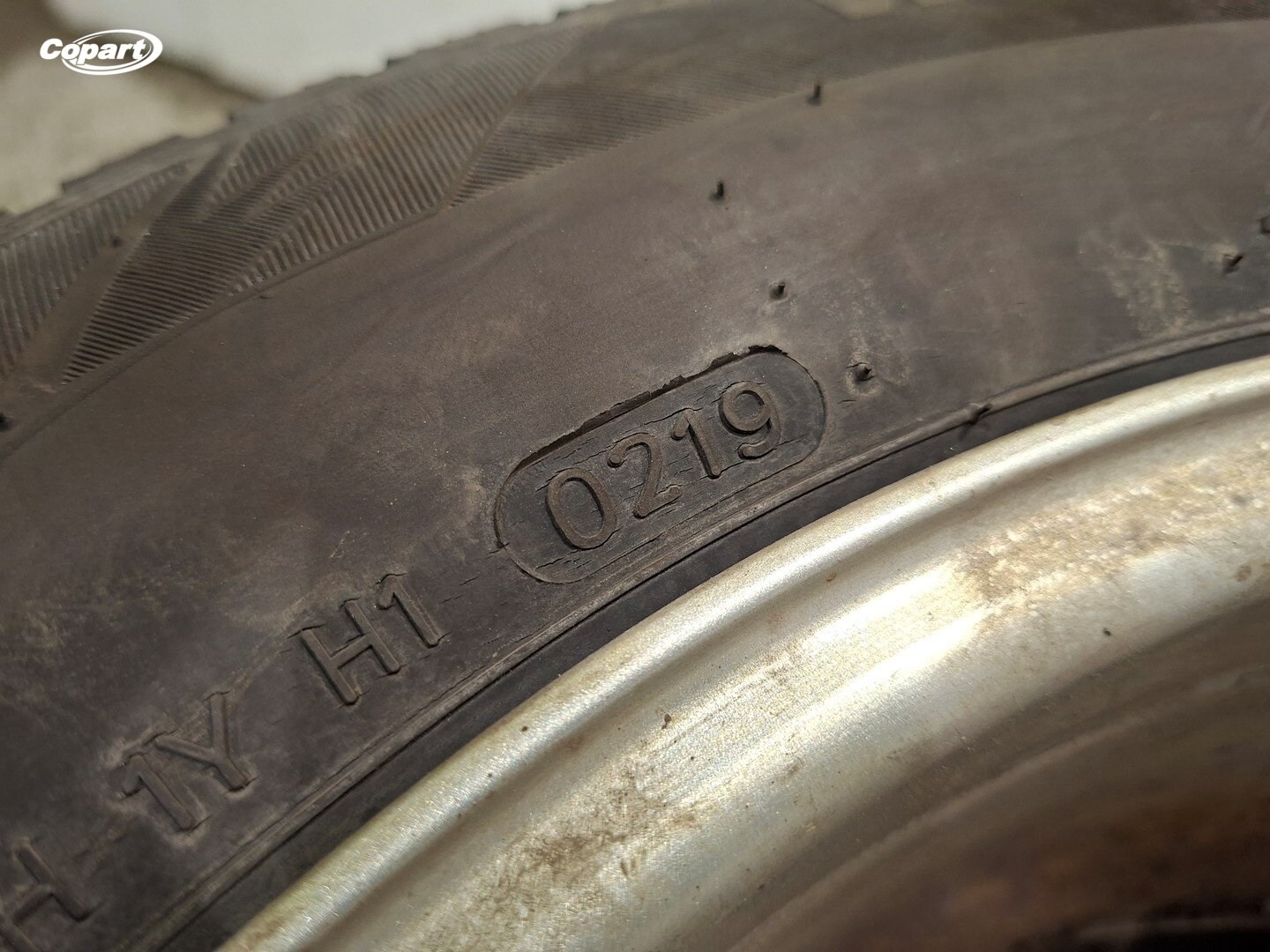 858877 - Image 5