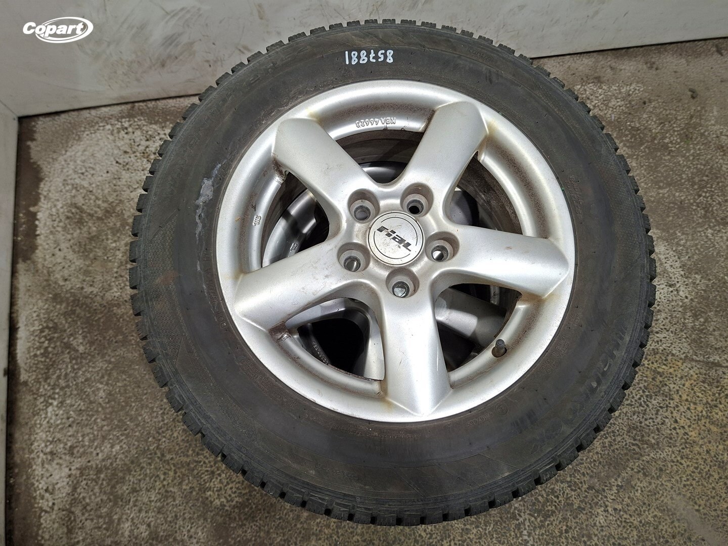 858877 - Image 6