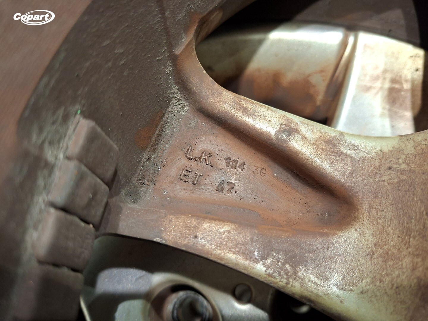 858881 - Image 4