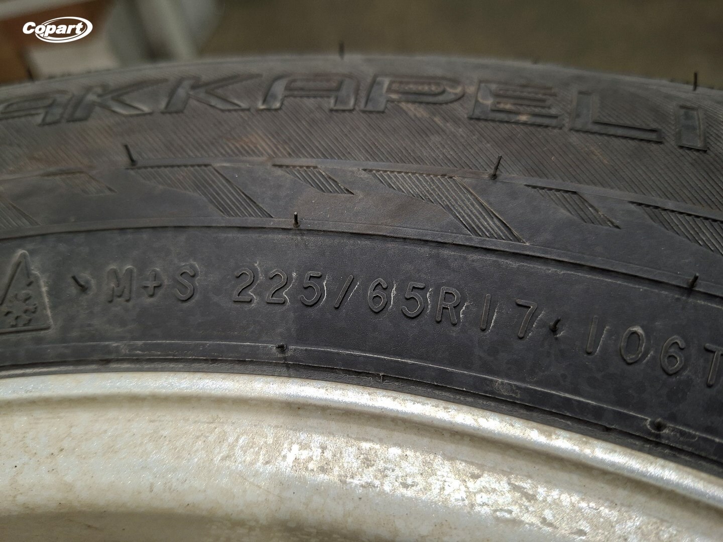 858883 - Image 4
