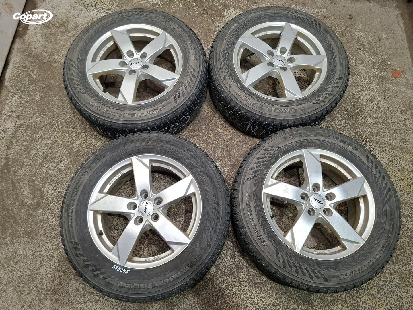 858883 - Image 8