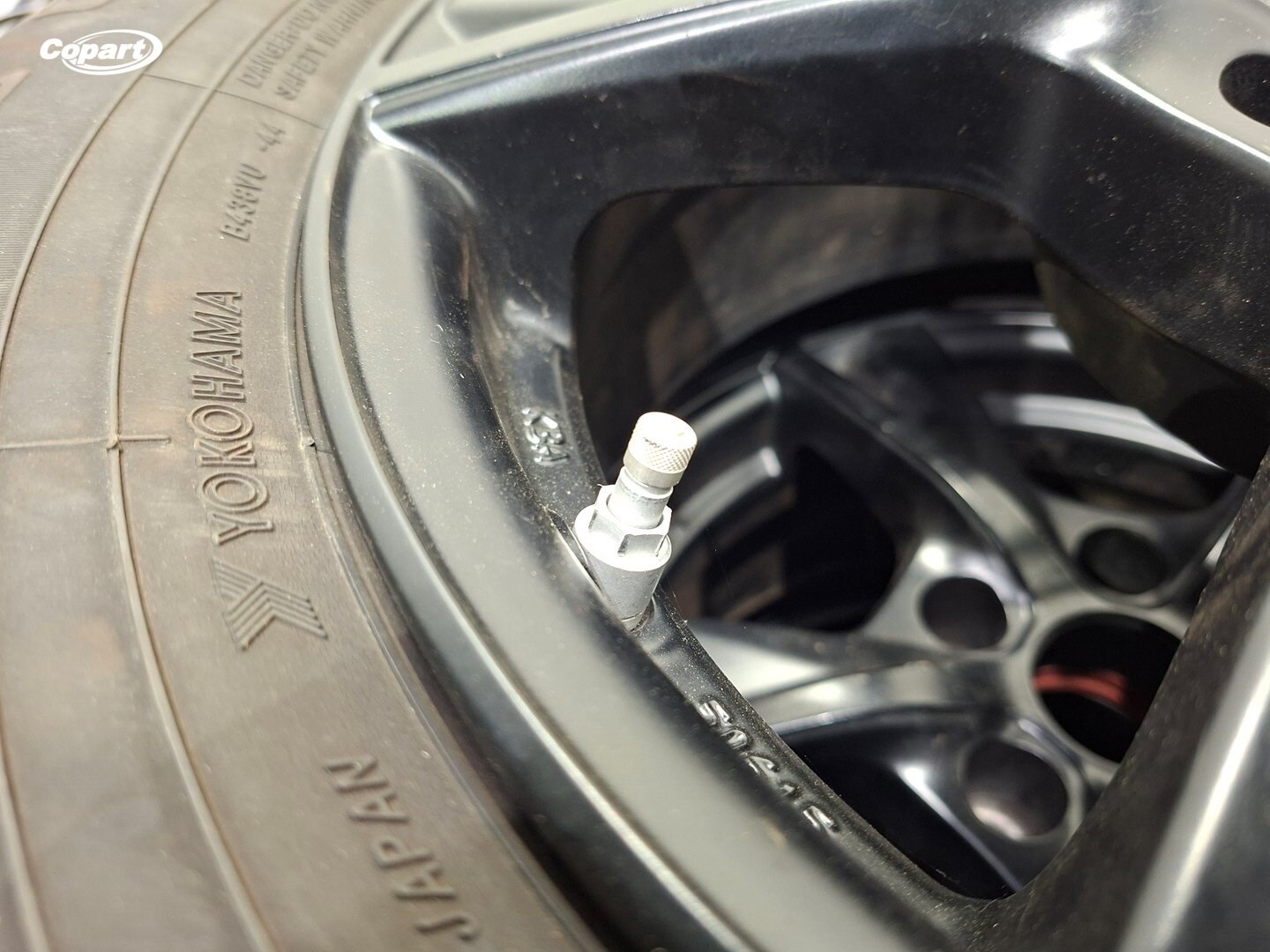 858886 - Image 9