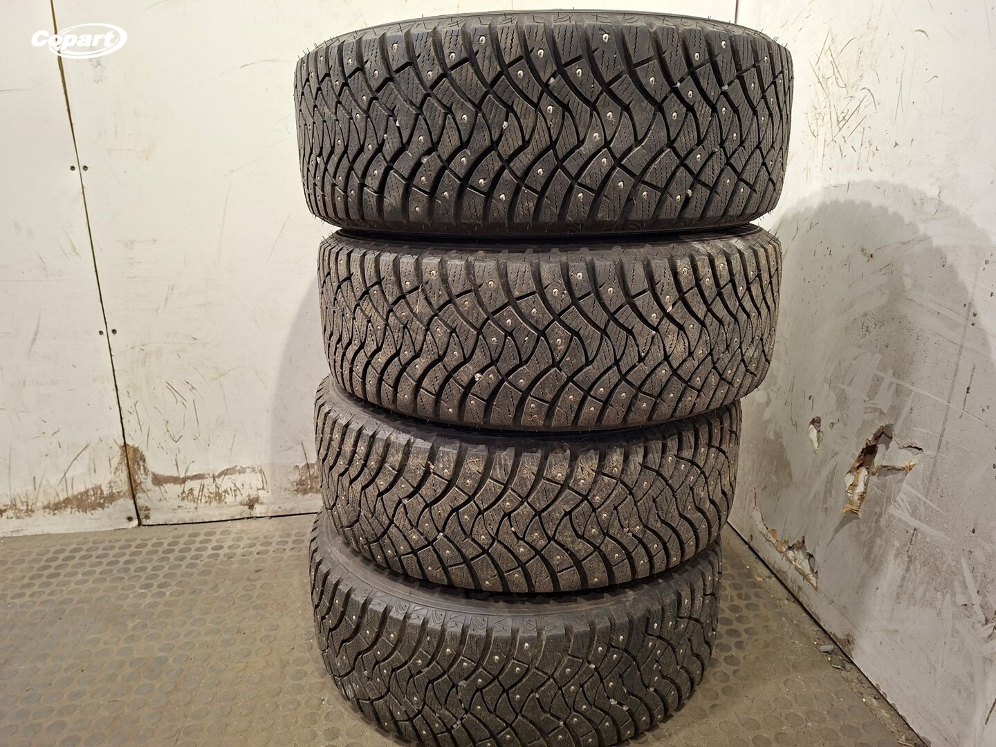 858884 - Image 3