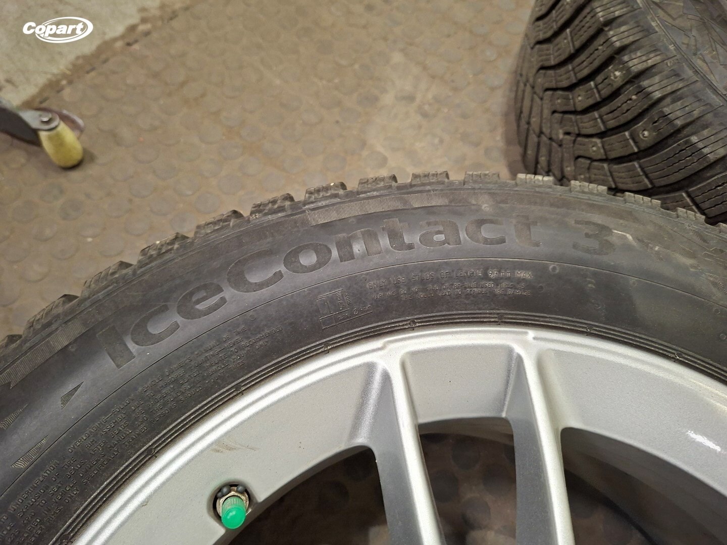 858898 - Image 7