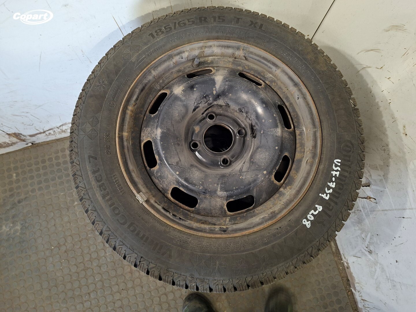 858918 - Image 2