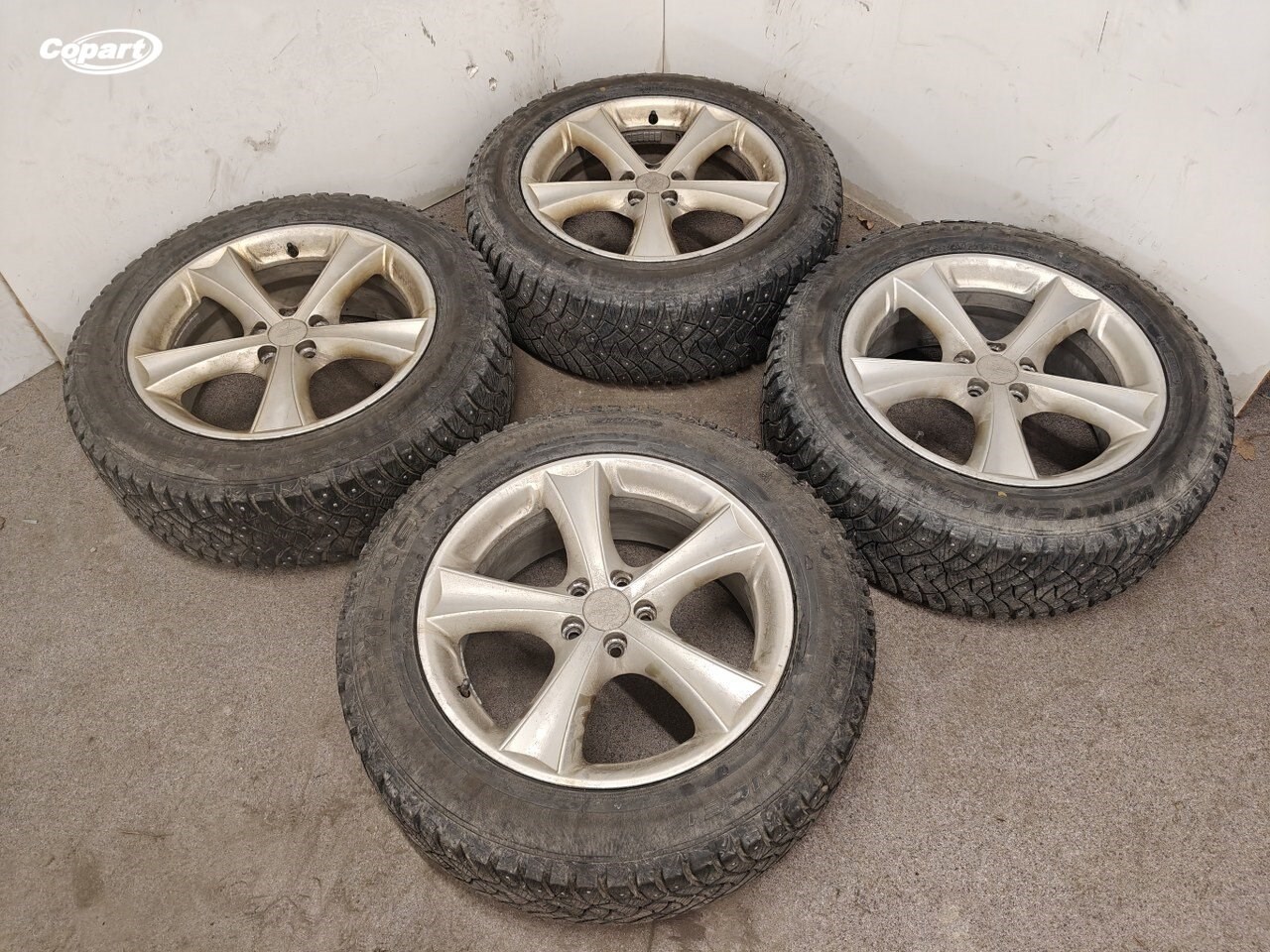 857615 - Image 4