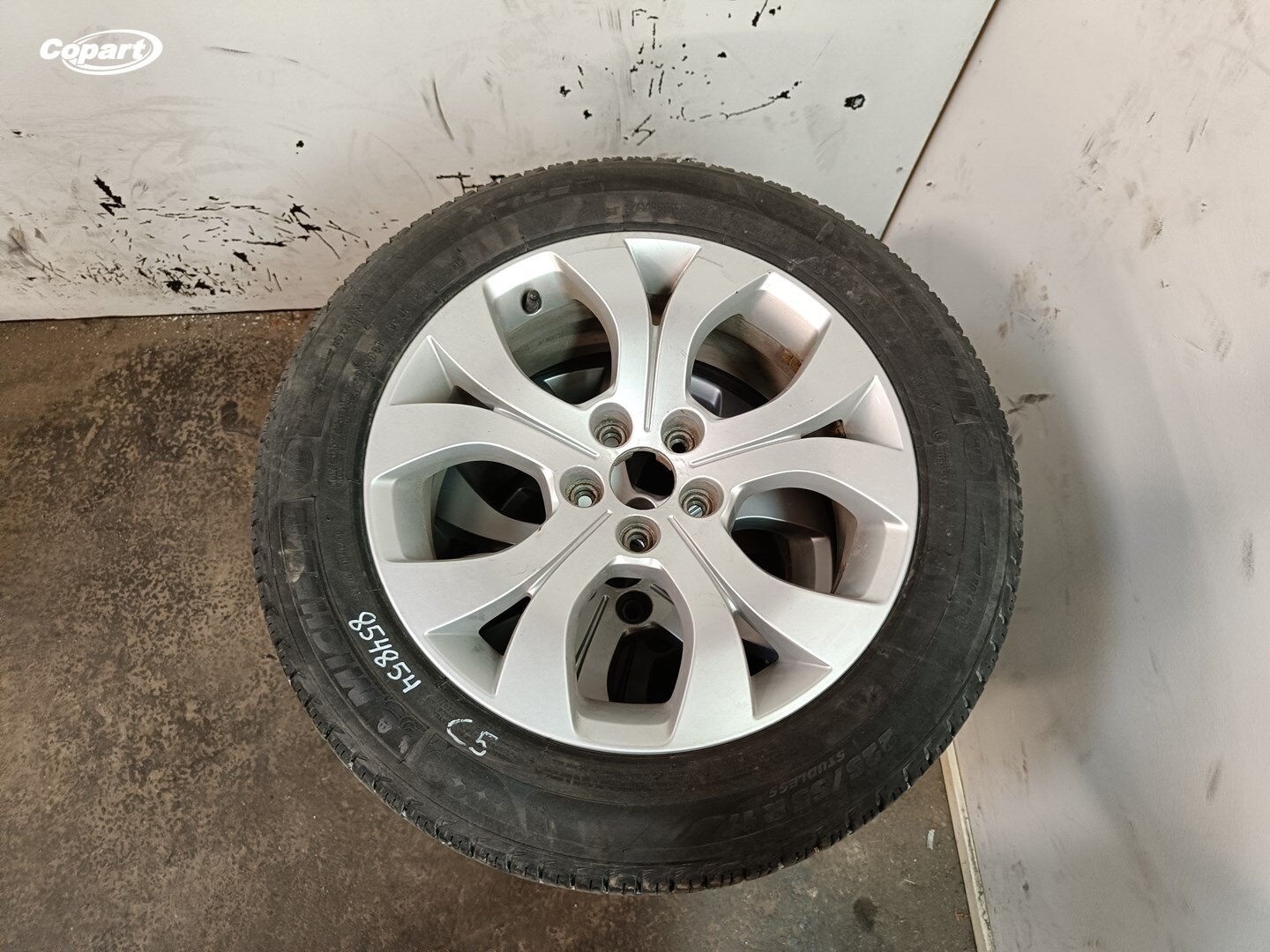 857675 - Image 2