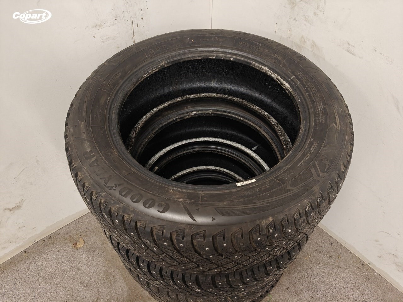 858348 - Image 2
