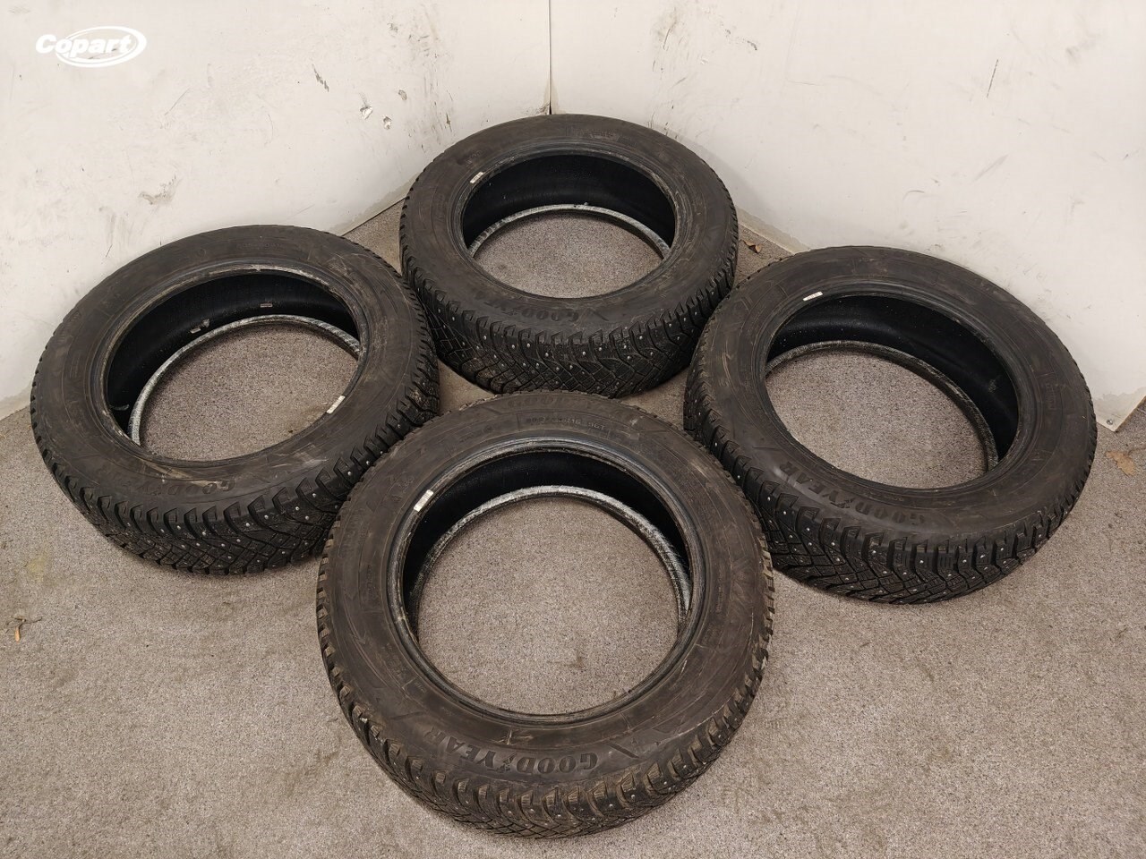 858348 - Image 4