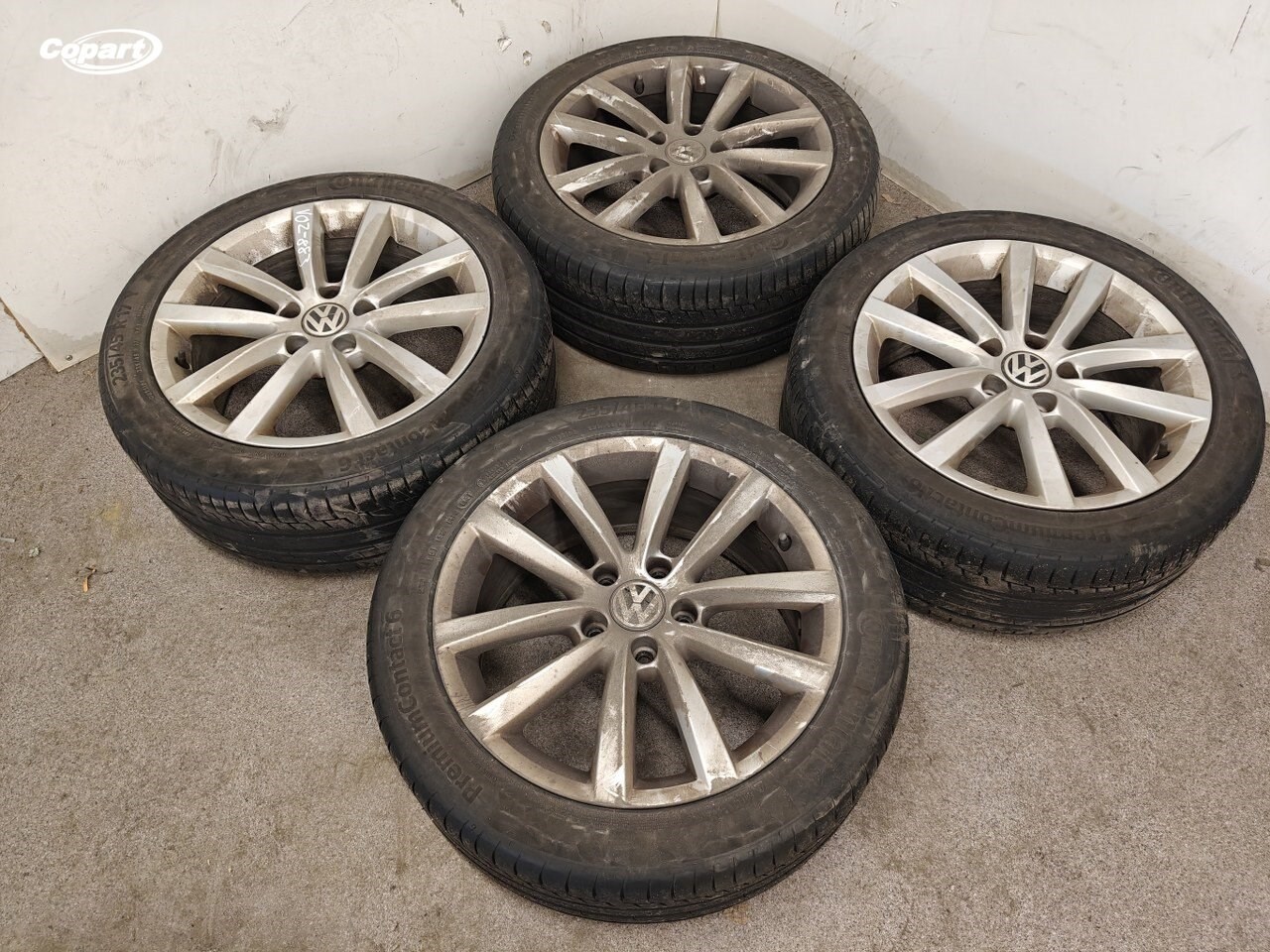 858824 - Image 4