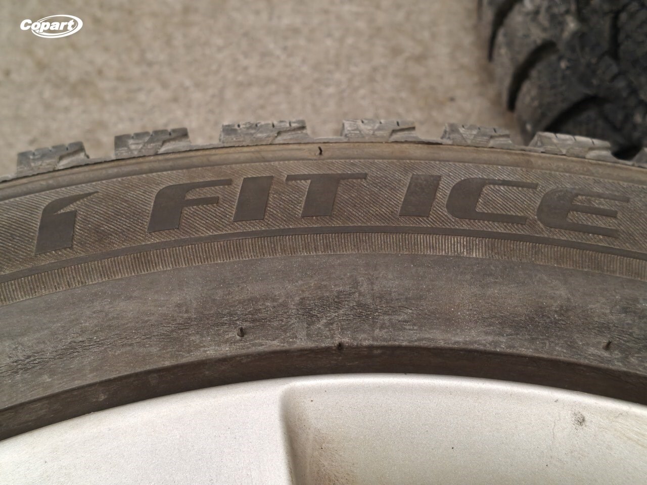 858826 - Image 7
