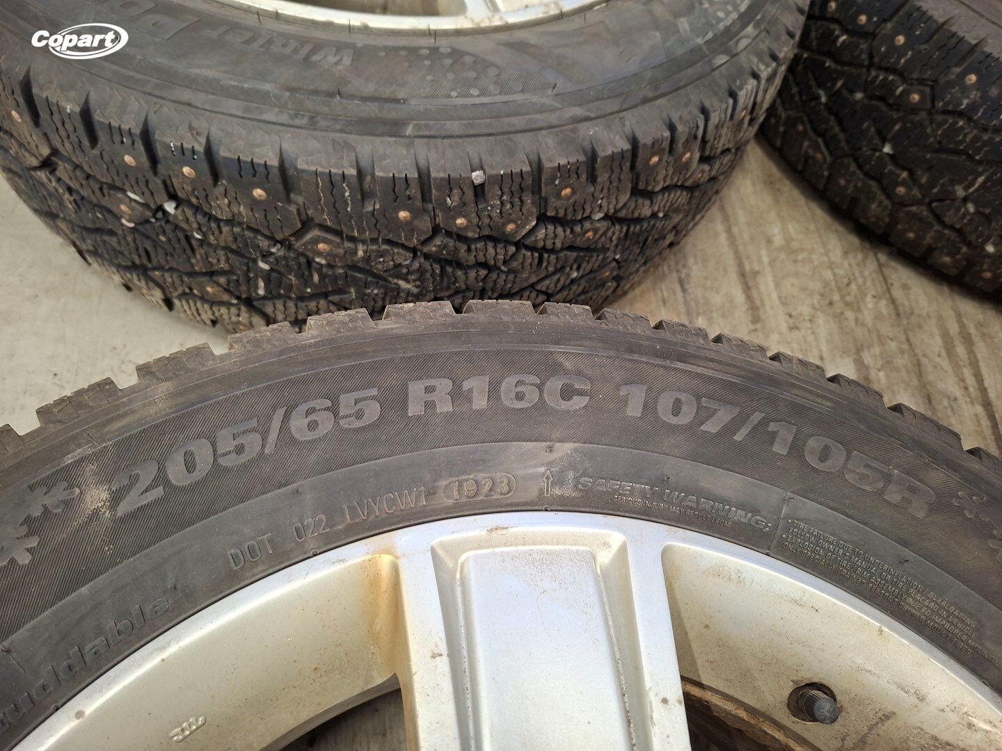 860010 - Image 9