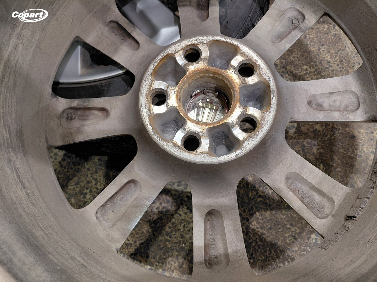 860056 - Image 9