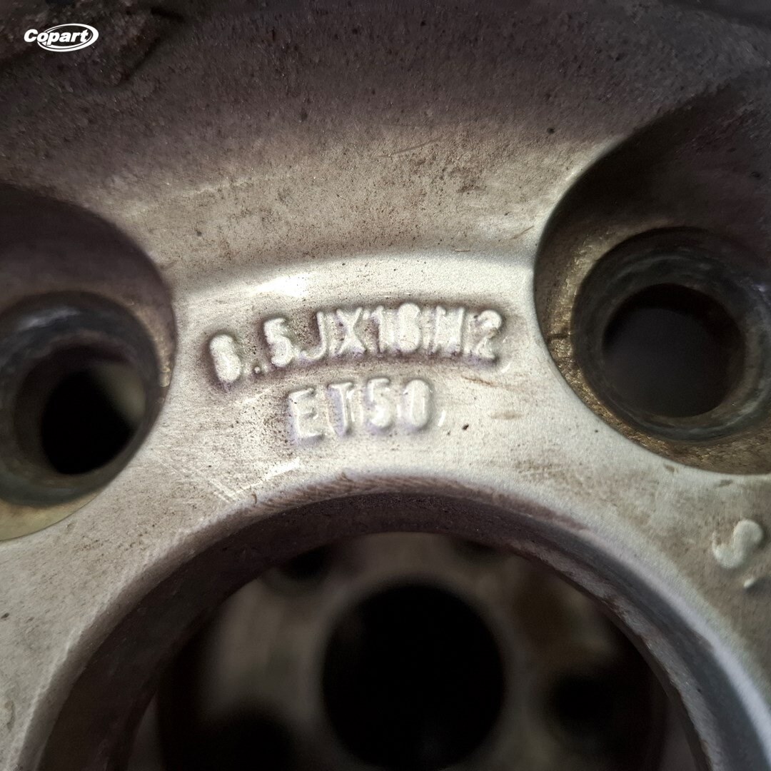 860025 - Image 9