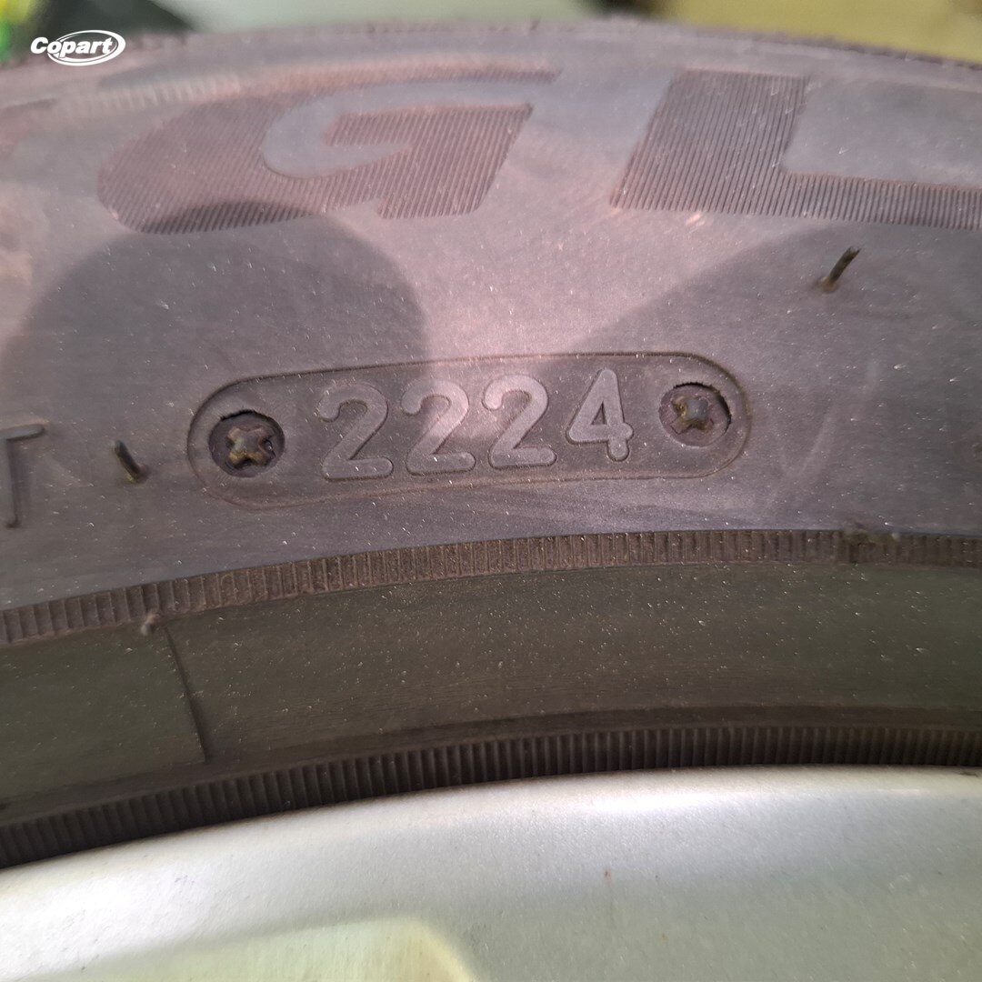 860028 - Image 8