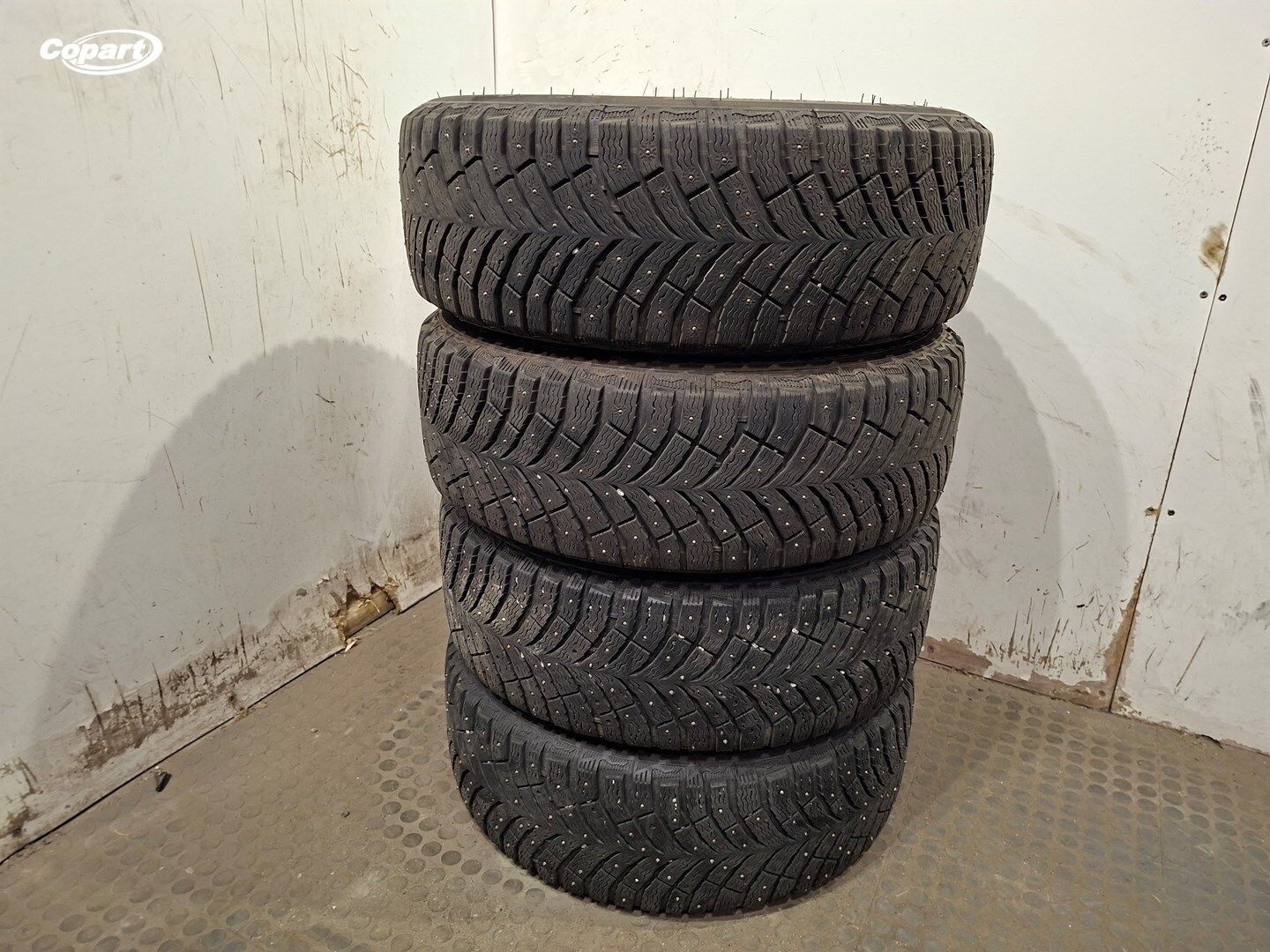 860324 - Image 3
