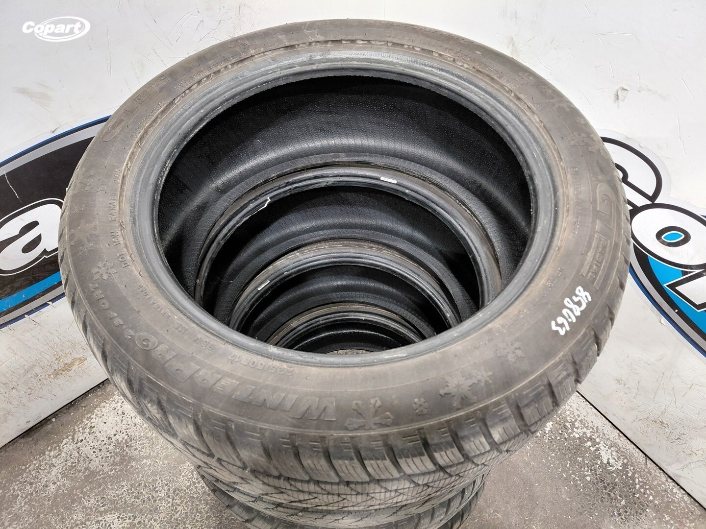 860403 - Image 2