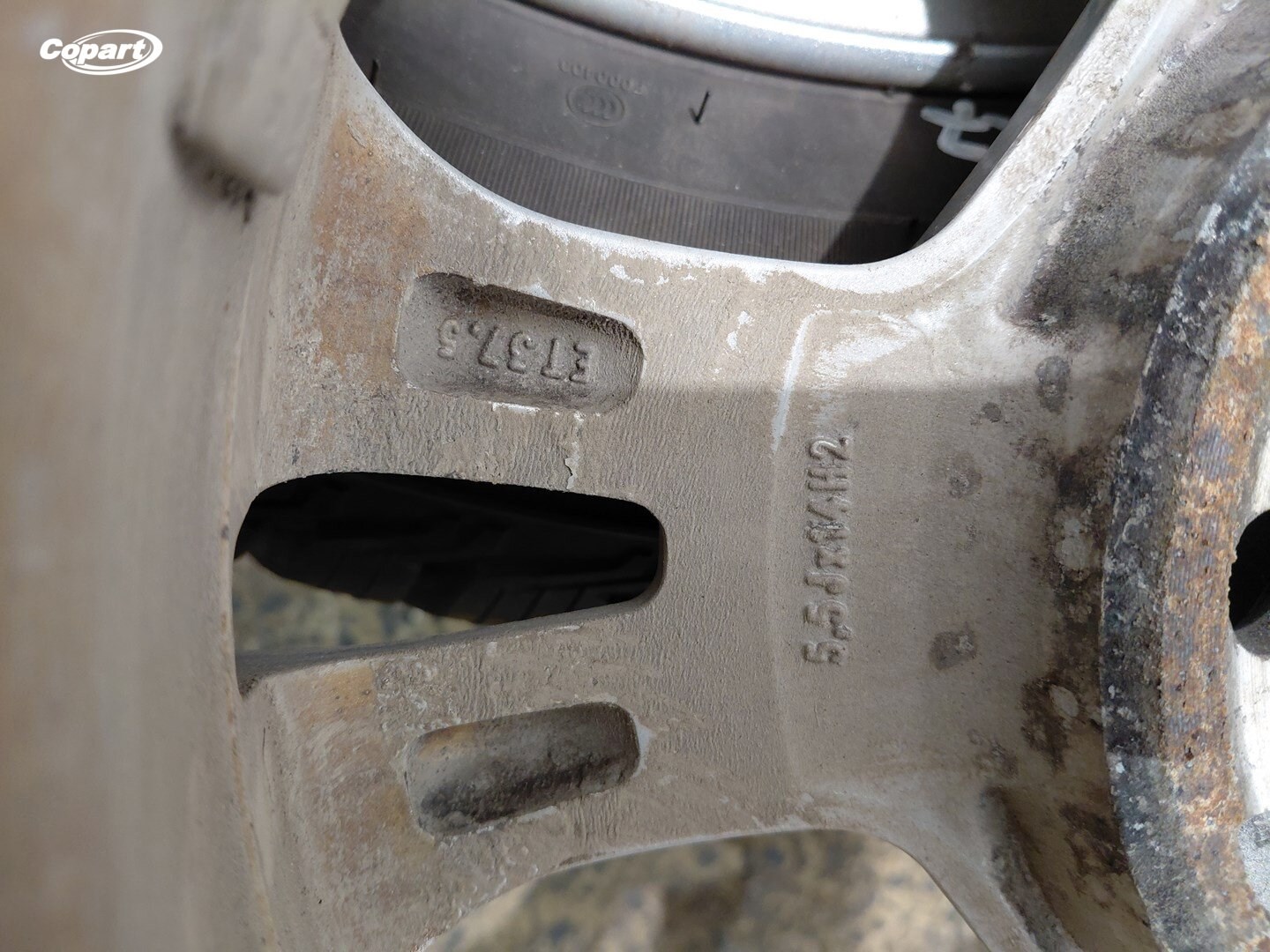 860527 - Image 8