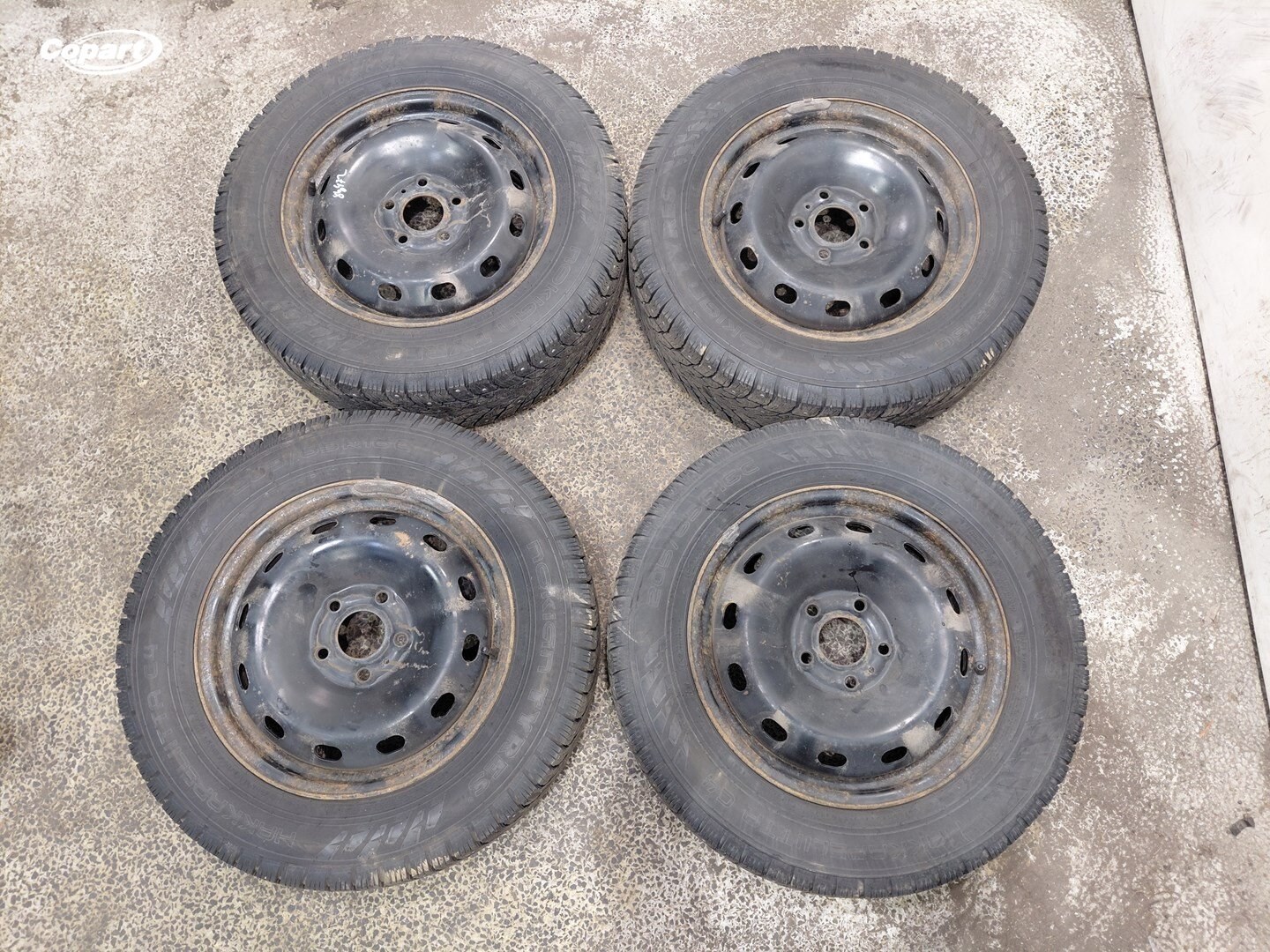 860997 - Image 4