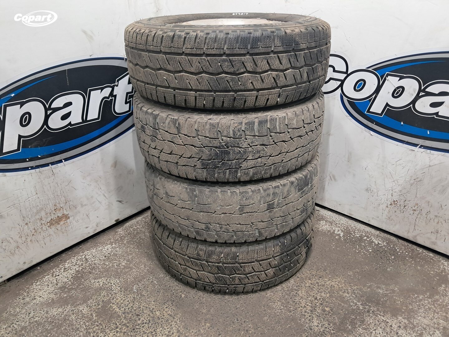 861632 - Image 3
