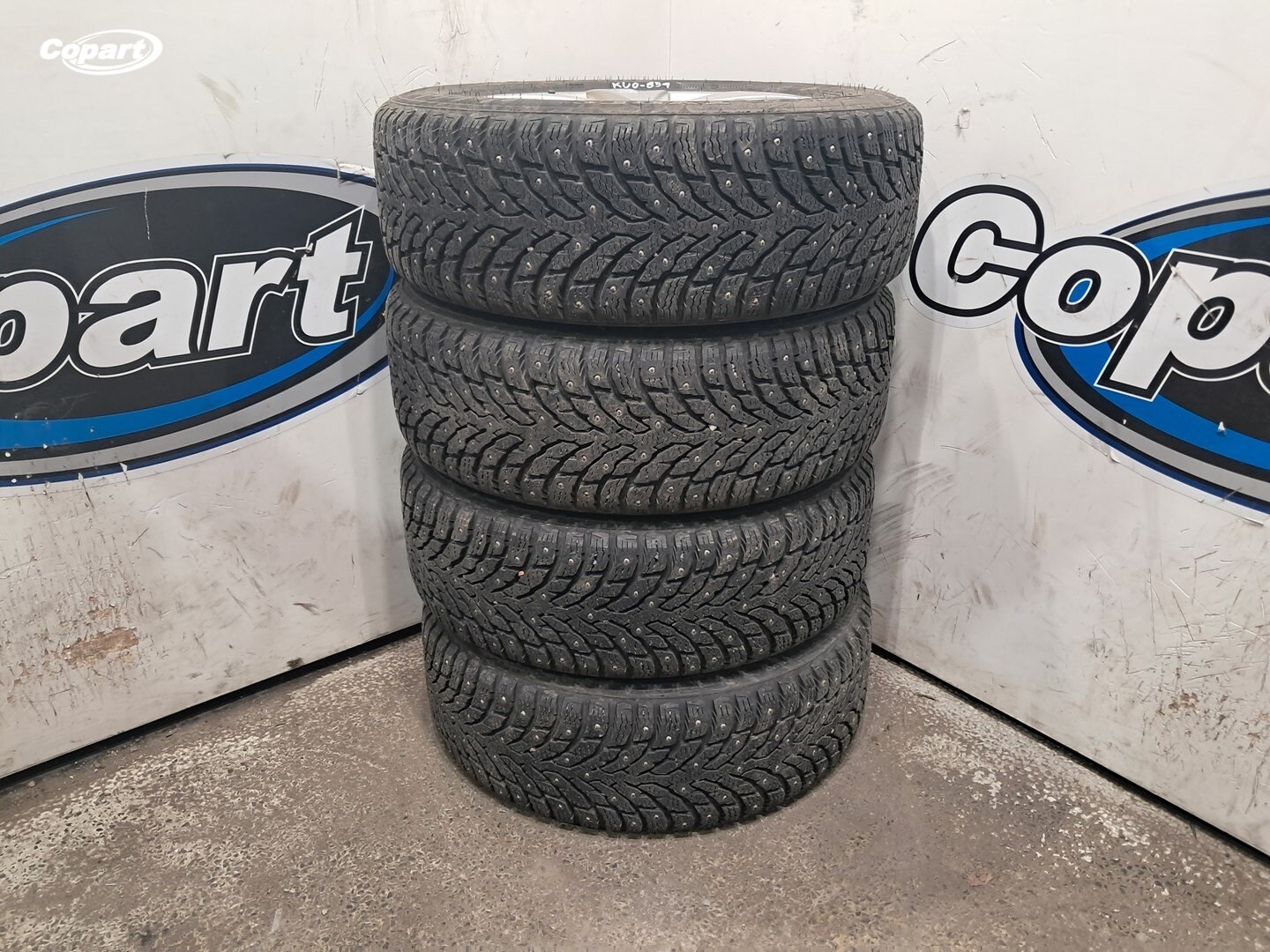 861680 - Image 3