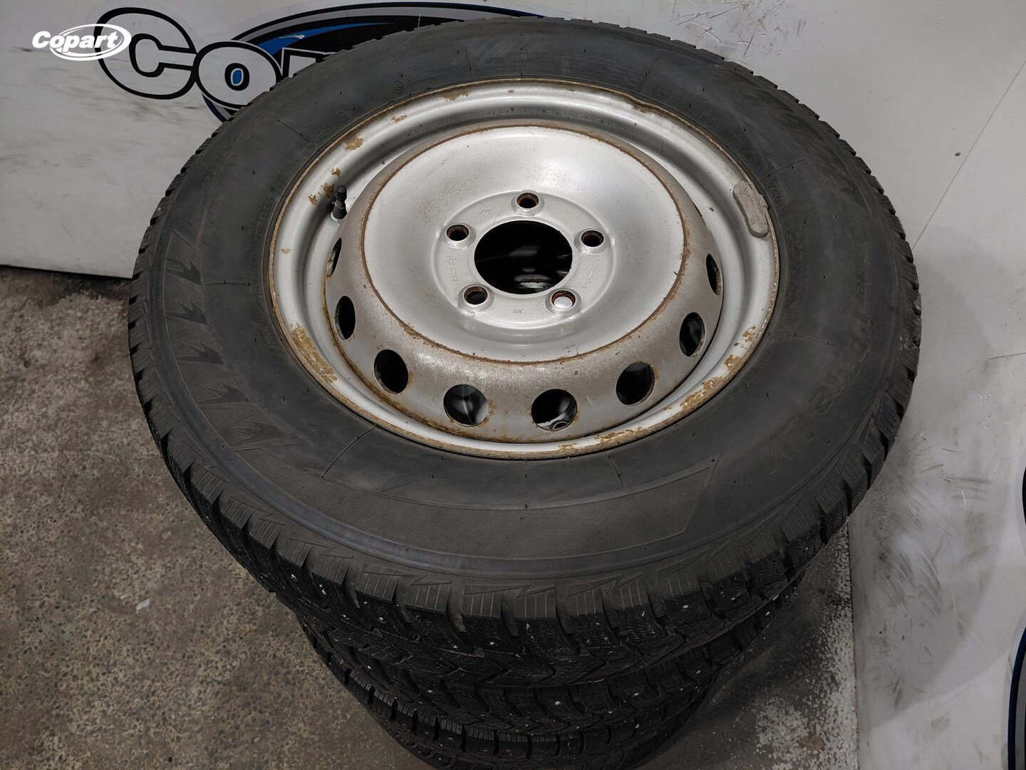 861889 - Image 2