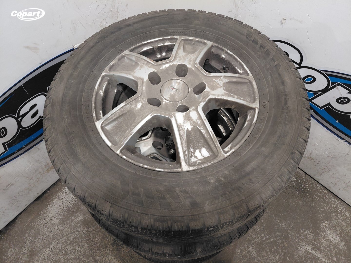 861901 - Image 2