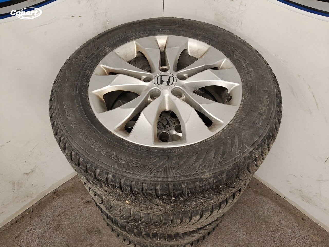 861313 - Image 2