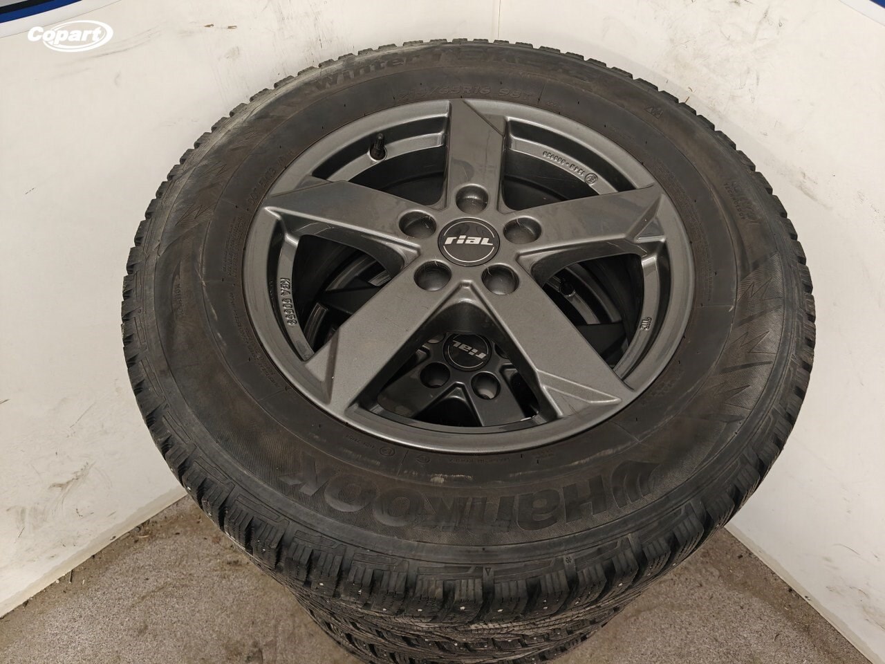 861540 - Image 2