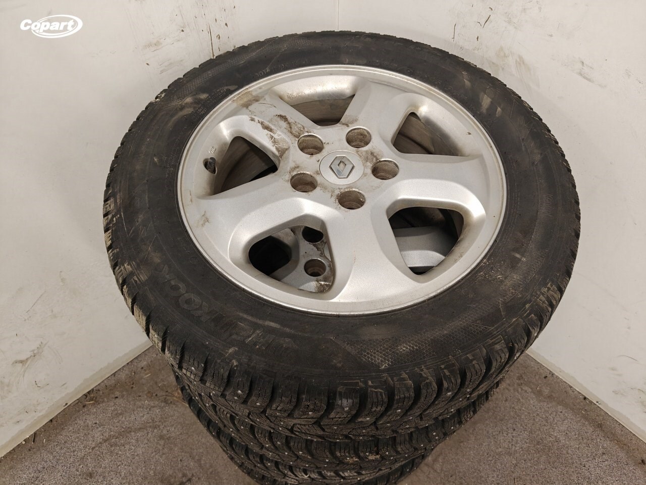 861606 - Image 2
