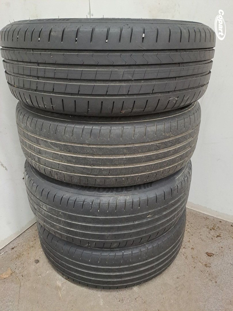 862821 - Image 3