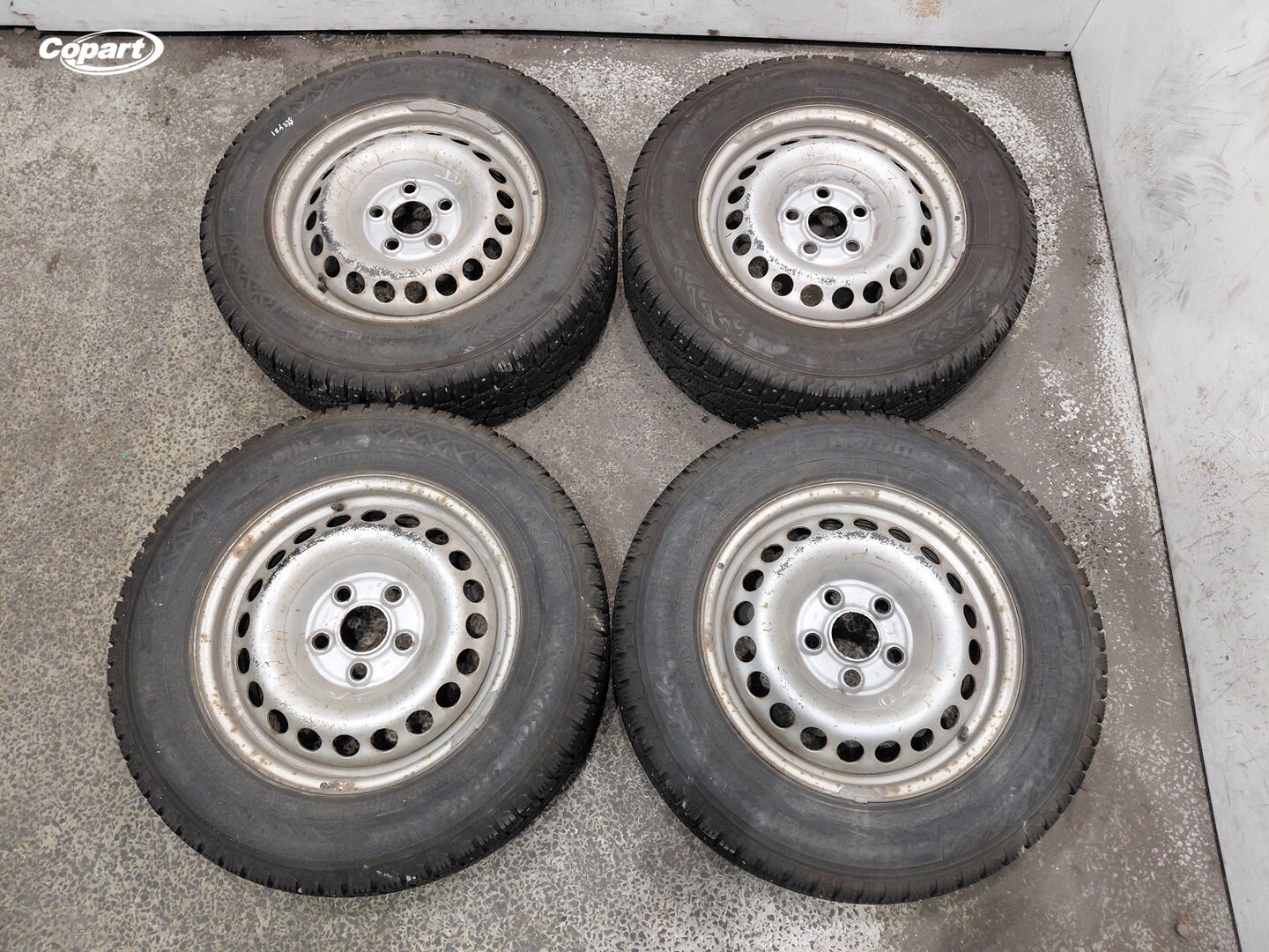 862916 - Image 4