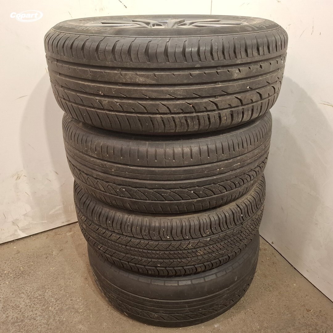 862896 - Image 3