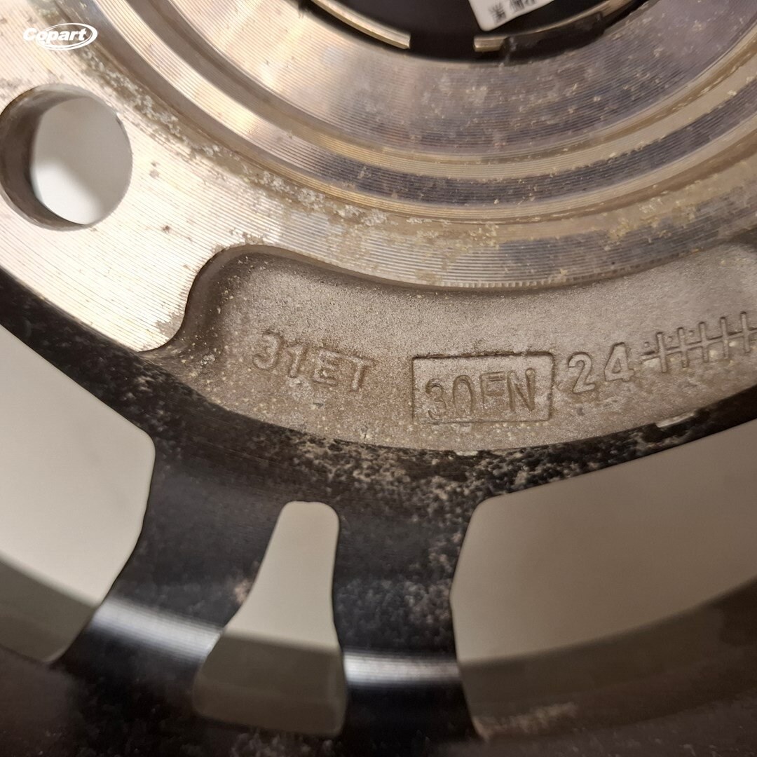 863310 - Image 10