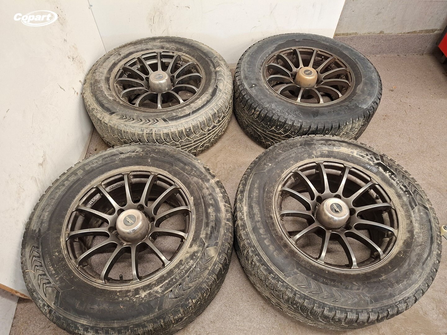863510 - Image 4