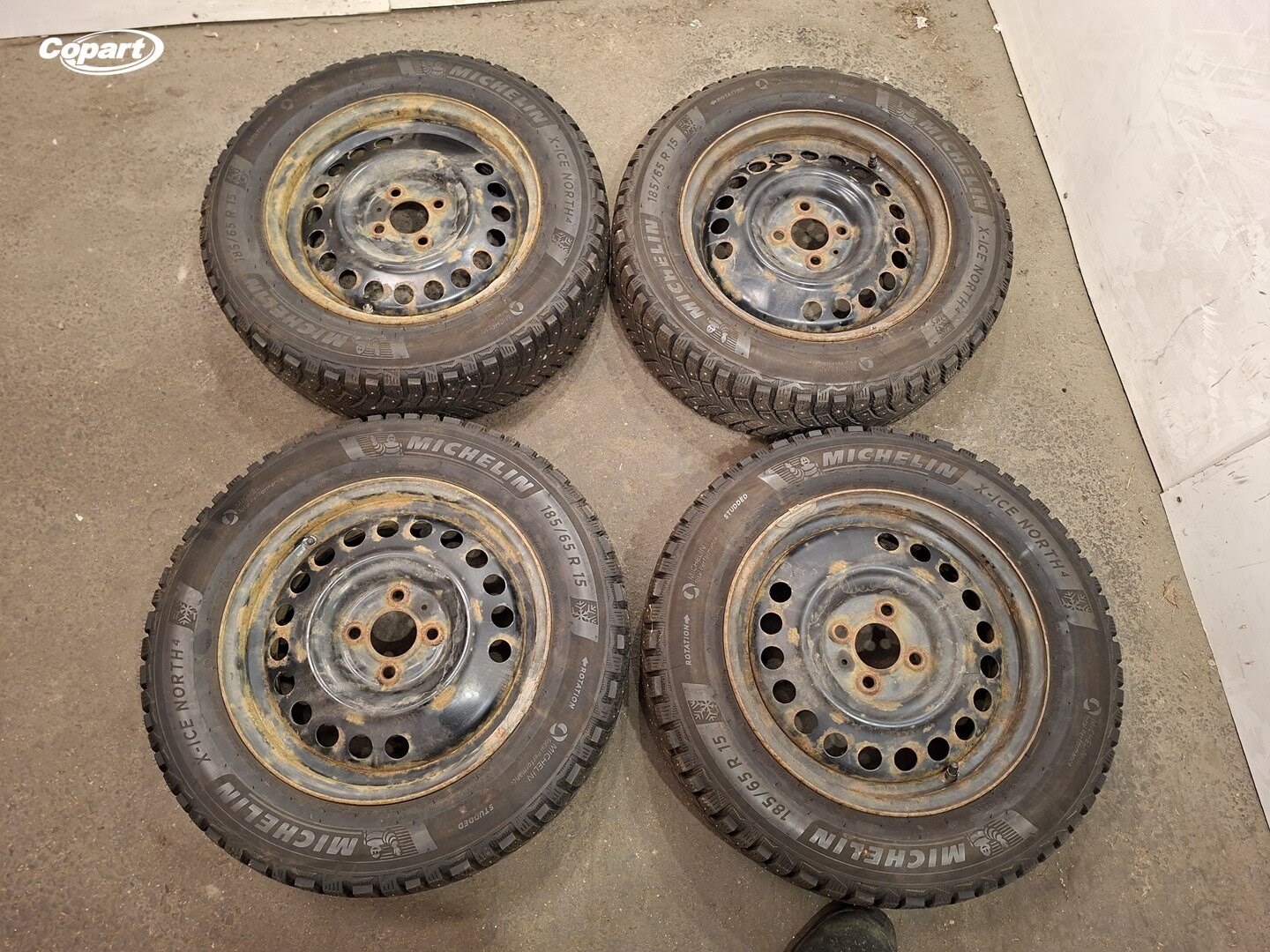 863977 - Image 4