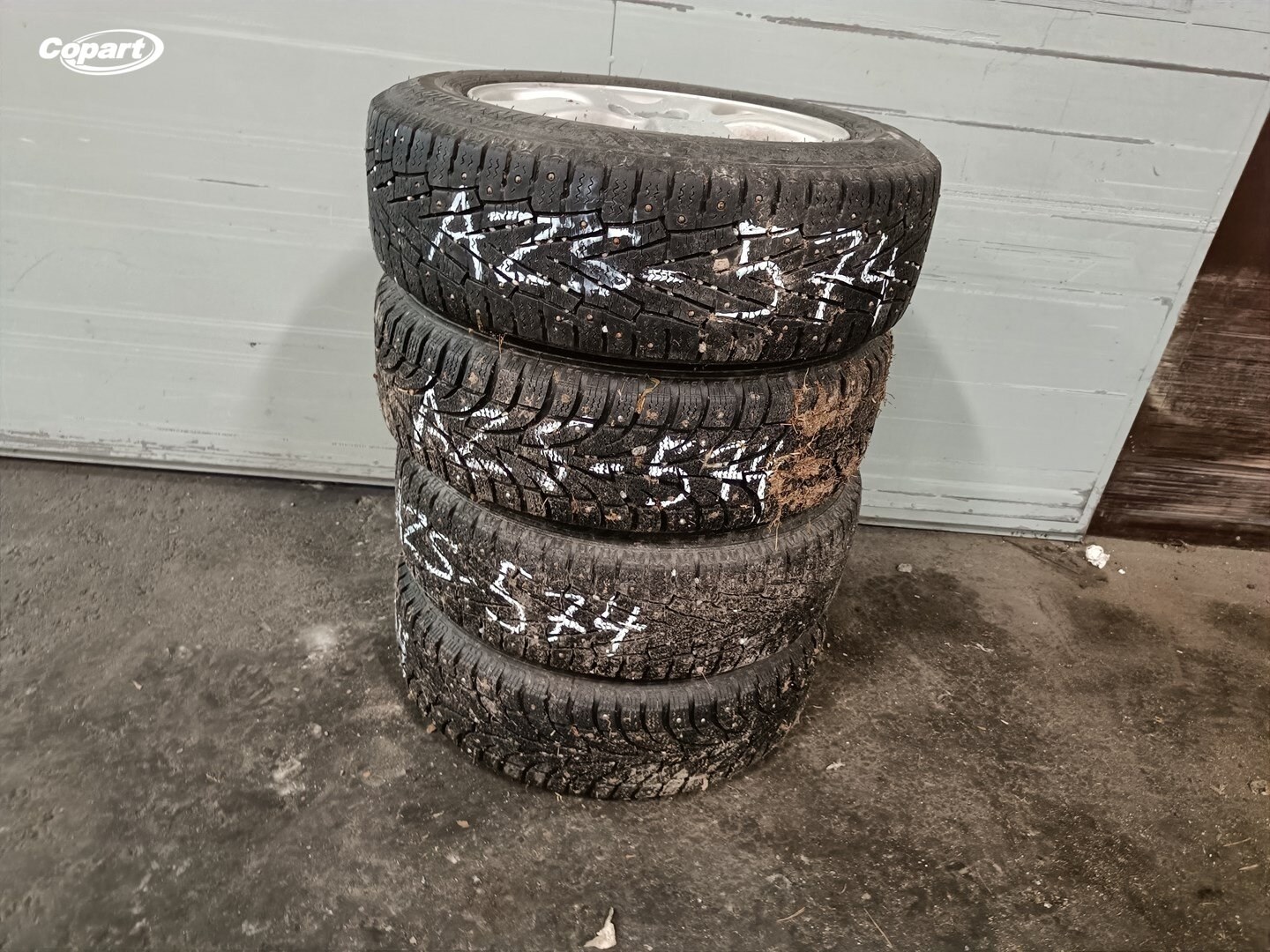 863967 - Image 3