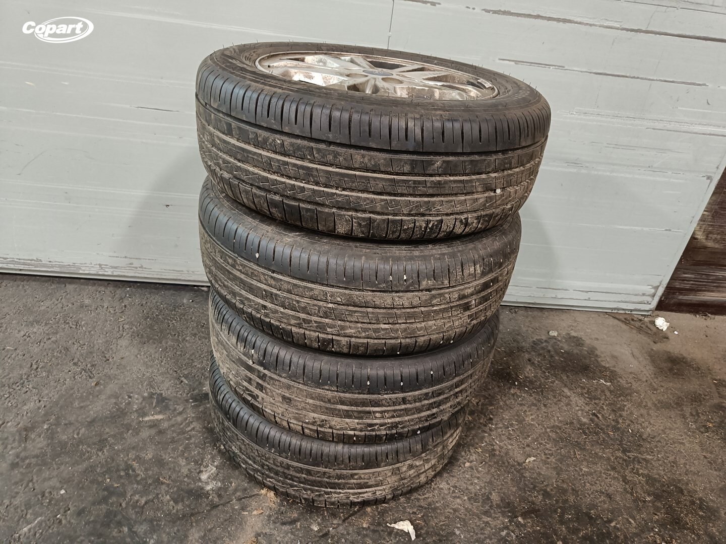 863972 - Image 3