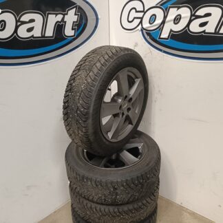 863236