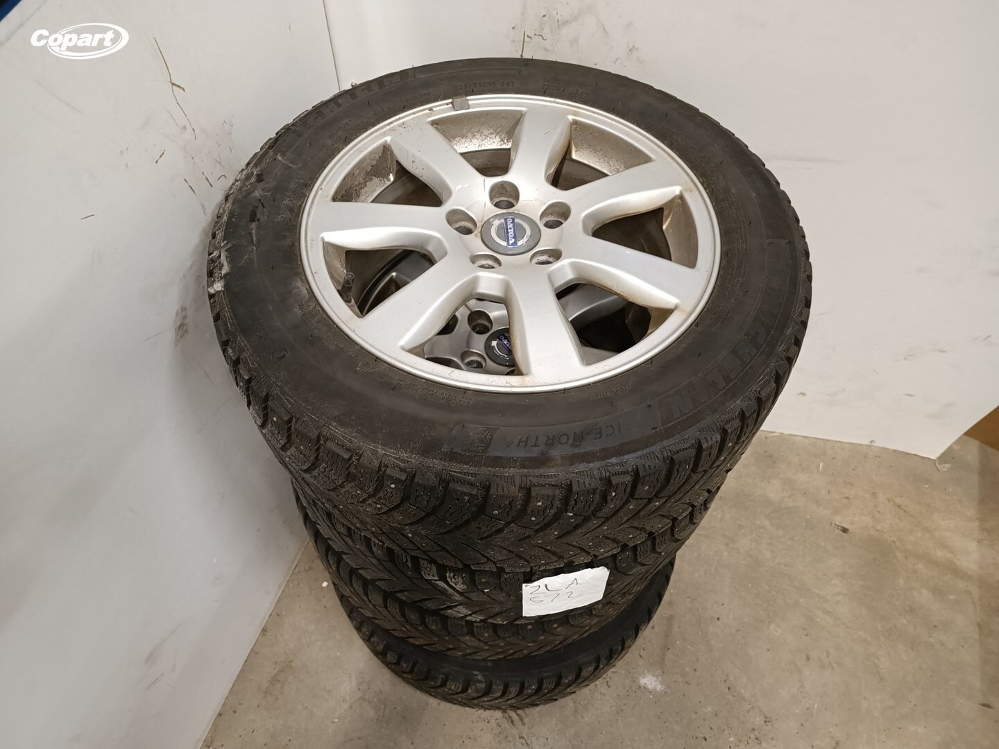 863913 - Image 2